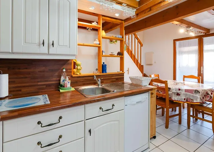 Villa Pavillon T2 Mezzanine Proche Lagune - Fr-1-409-250 *